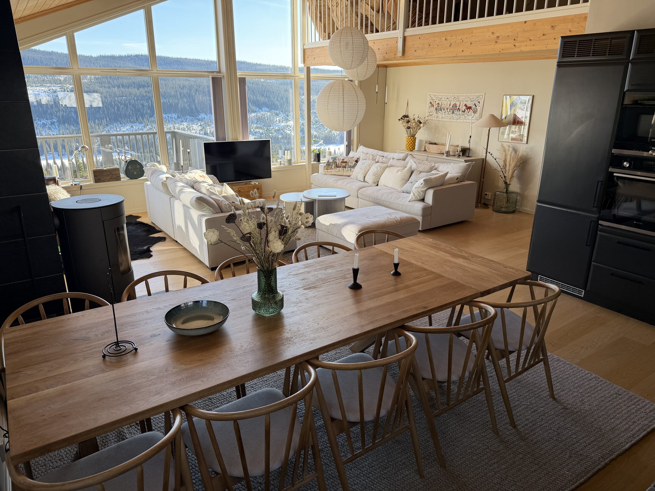 Matplats med plats för hela sällskapet